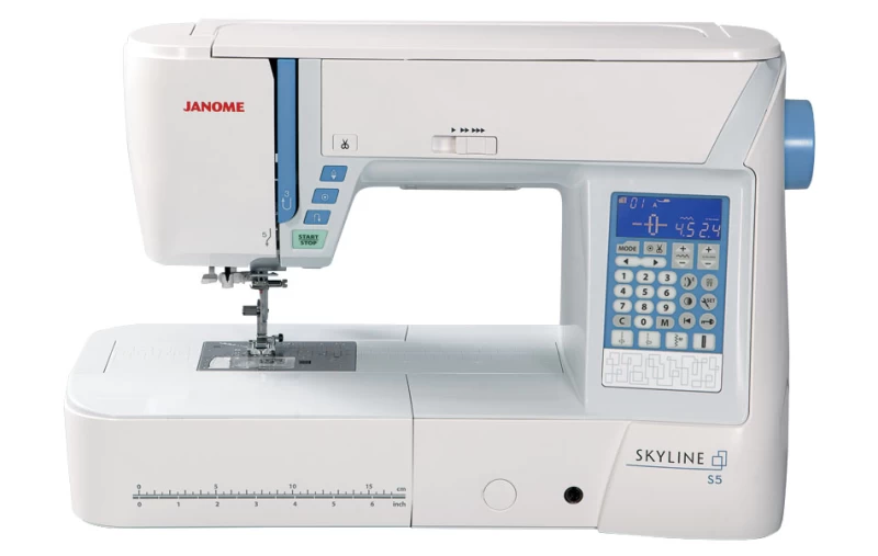 Janome Skyline S5